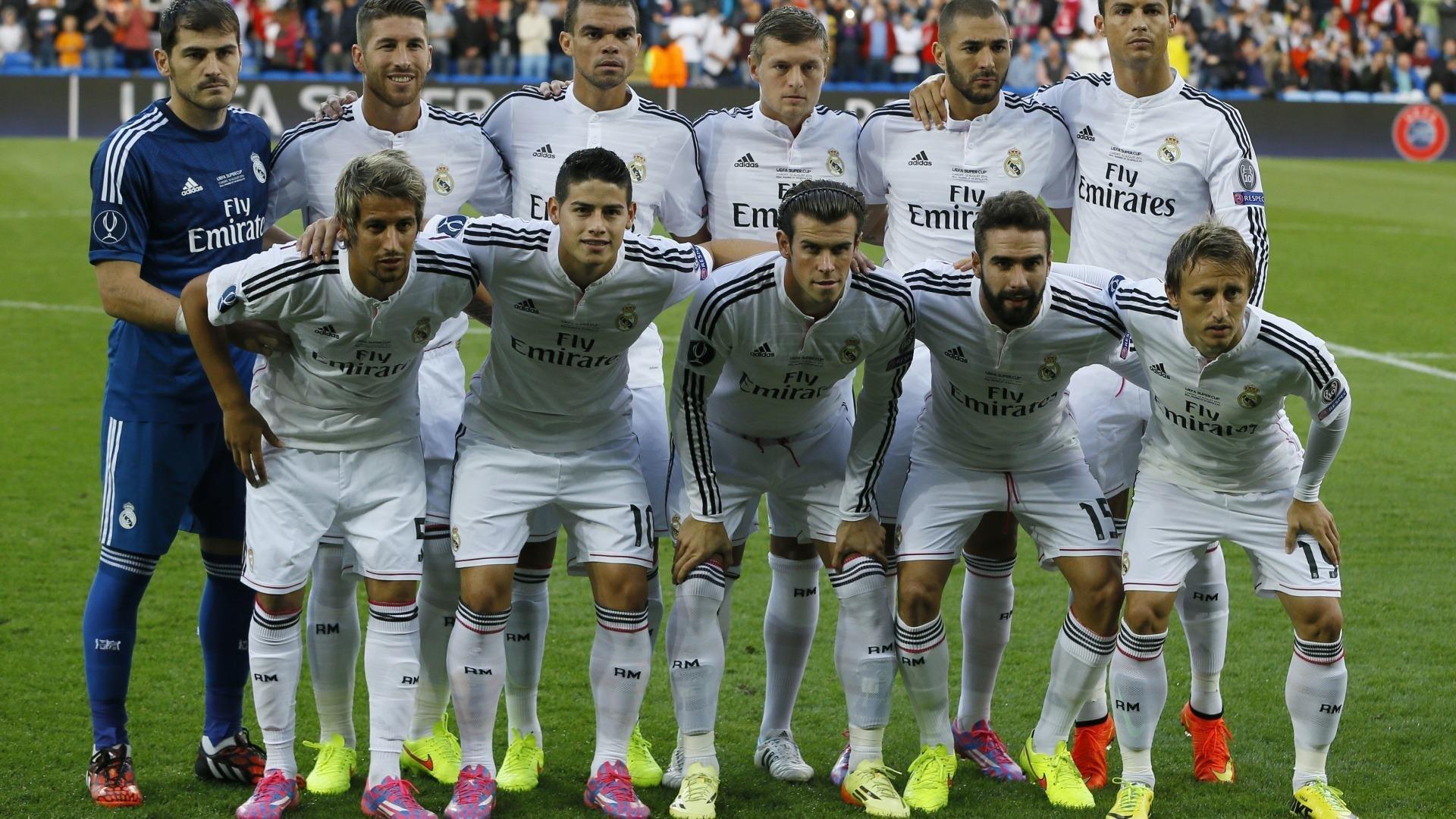 凯恩持续闪耀反成双刃剑？卓越表现背后，拜仁的续约隐忧与未来博弈